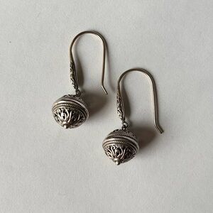 NWOT Elegant Sterling Silver Dangle Earrings